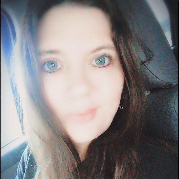 Meet your Posher, Tina - Picture 1 of 1